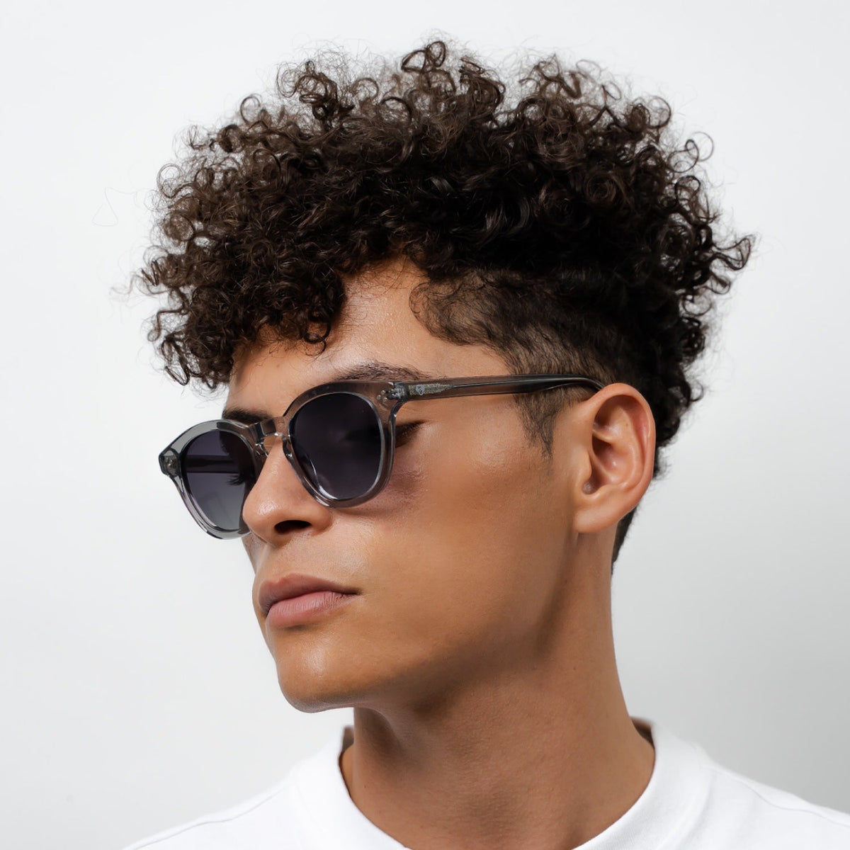 Lenga Oval Polarized Sunglasses in Bio-Acetate