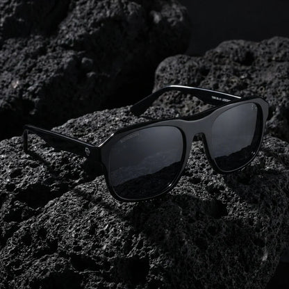 Tom Oval Polarized Sunglasses in Bio-Acetate