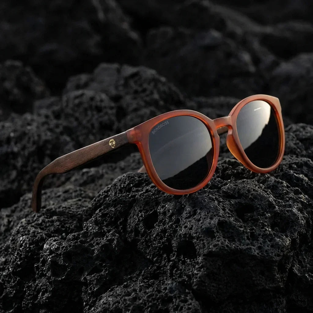 Meli Wine round polarized sunglasses in recycled plastic and natural wood · ReFramed, photo 30 of 30