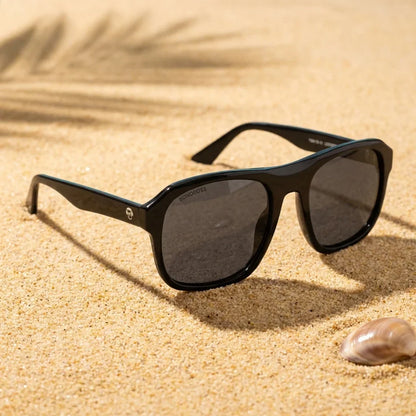 Tom Oval Polarized Sunglasses in Bio-Acetate