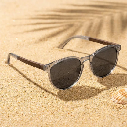 Chiloé 220 Round Polarized Sunglasses in Bio-Acetate & Wood
