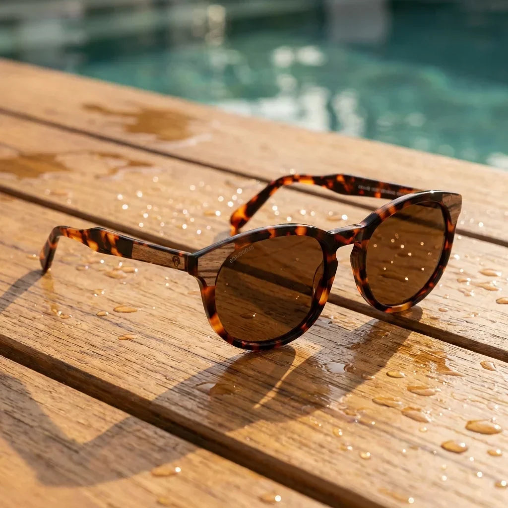 Chiloé 0084 round polarized sunglasses in bio-acetate and natural wood · ReFramed, photo 17 of 30