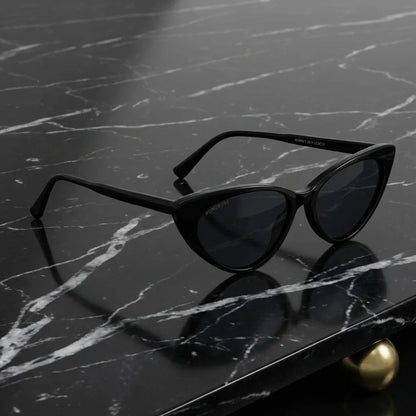 Audrey Red cat eye polarized sunglasses in bio-acetate, retro style · ReFramed, photo 5 of 27