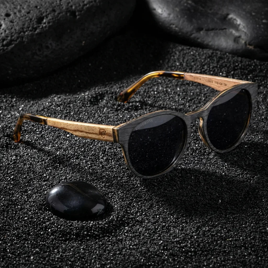 Chiloé 110 Wood round polarized sunglasses in bio-acetate and natural wood · ReFramed, photo 29 of 30