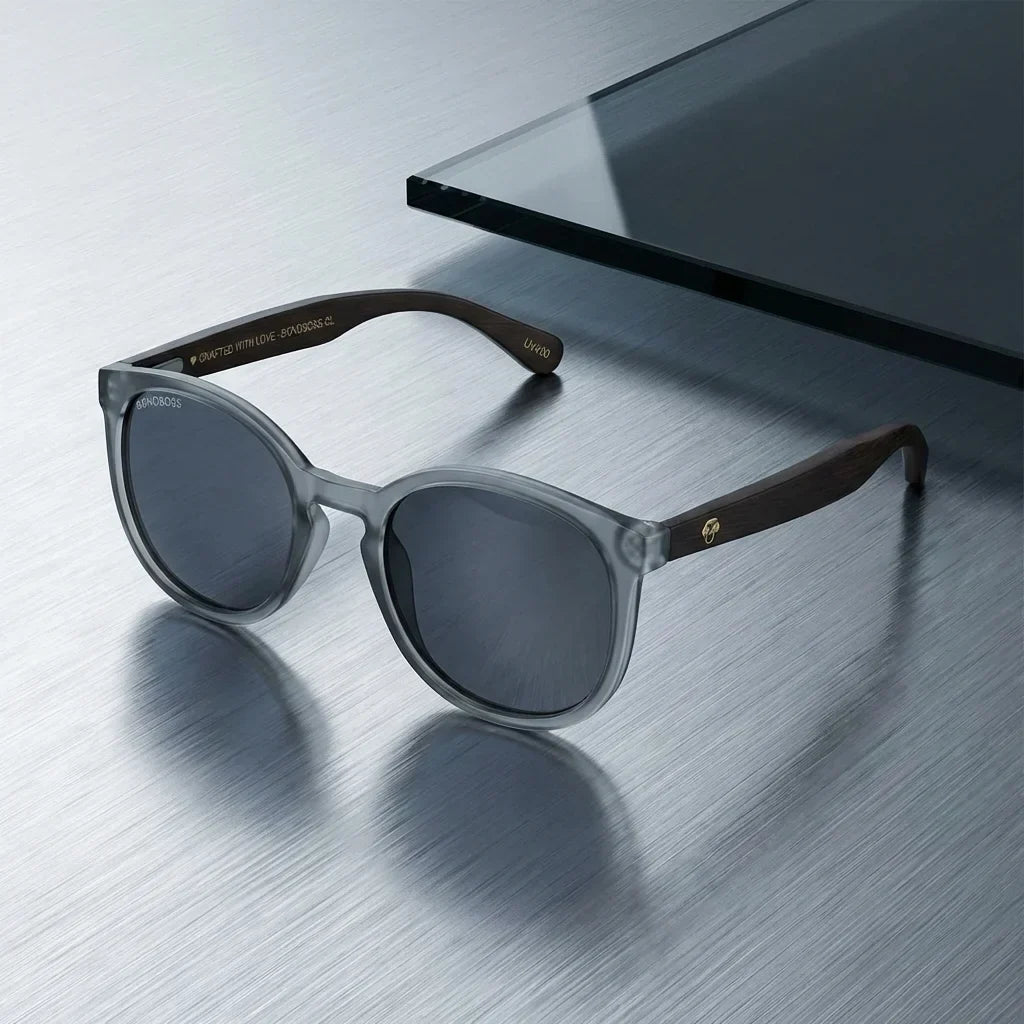 Meli TSP round polarized sunglasses in recycled plastic and natural wood · ReFramed, photo 23 of 30