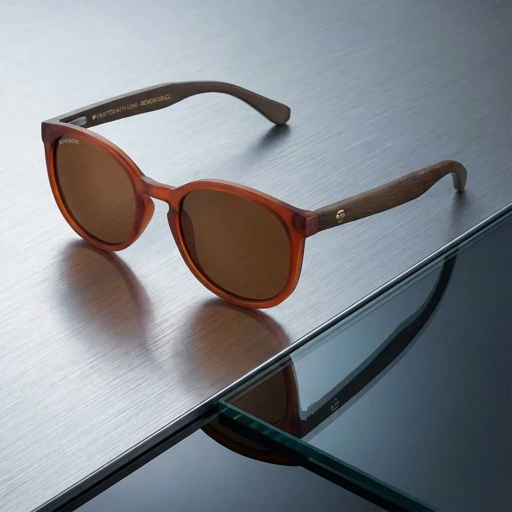 Meli Wine round polarized sunglasses in recycled plastic and natural wood · ReFramed, photo 24 of 30