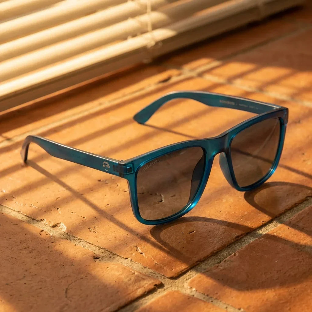 Rapanui RPET rectangular polarized sunglasses in recycled plastic · ReFramed, photo 9 of 30