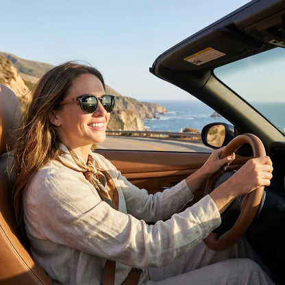 Chiloé 220 Round Polarized Sunglasses in Bio-Acetate & Wood