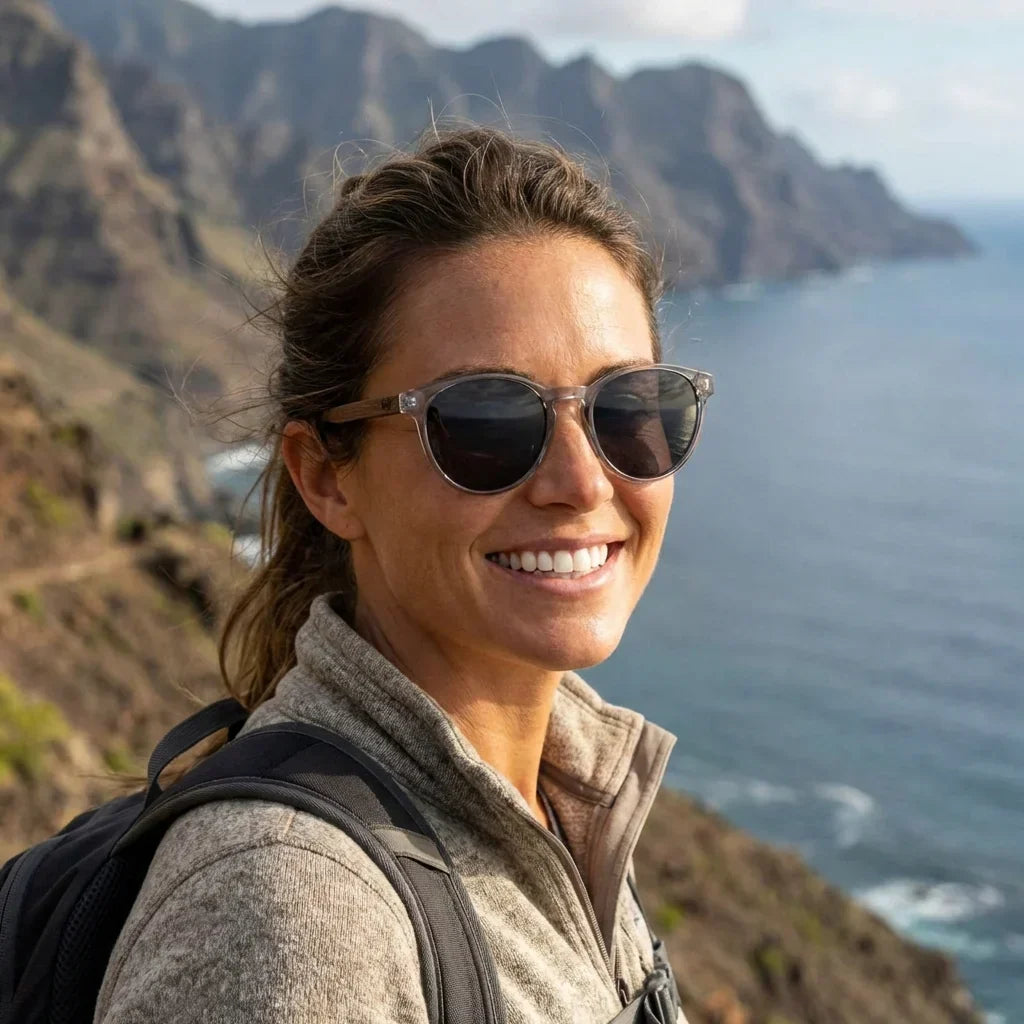 Chiloé 220 round polarized sunglasses in bio-acetate and natural wood · ReFramed, photo 25 of 30