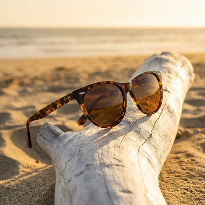 Hanga Roa cat eye polarized sunglasses in bio-acetate and natural wood · ReFramed, photo 20 of 30