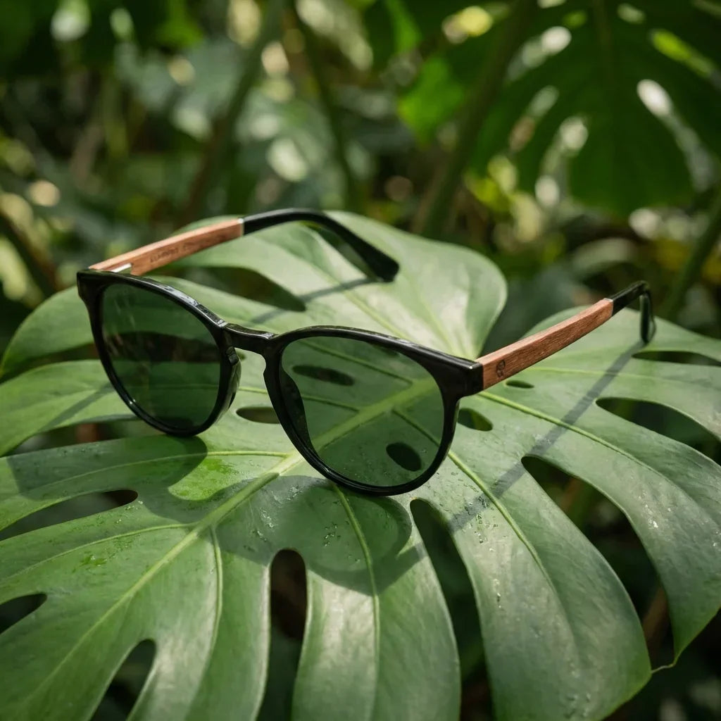 Chiloé 220 Round Polarized Sunglasses in Bio-Acetate & Wood