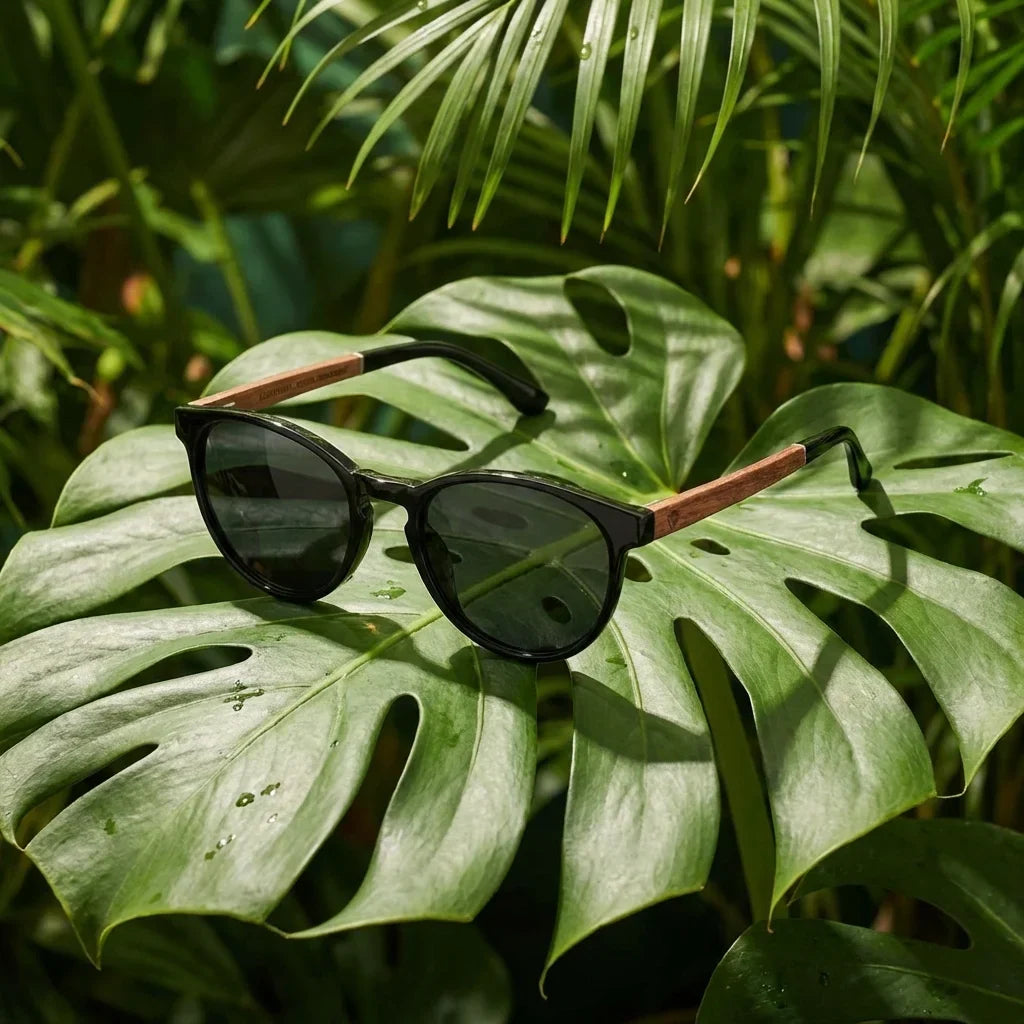 Chiloé 220 round polarized sunglasses in bio-acetate and natural wood · ReFramed, photo 21 of 30