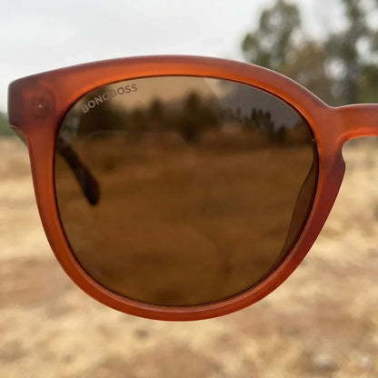 Meli Wine round polarized sunglasses in recycled plastic and natural wood · ReFramed, photo 21 of 30