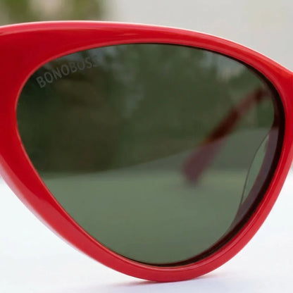 Audrey Red cat eye polarized sunglasses in bio-acetate, retro style · ReFramed, photo 25 of 27