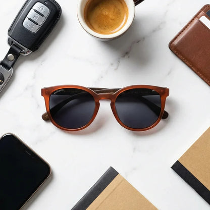 Meli Wine round polarized sunglasses in recycled plastic and natural wood · ReFramed, photo 17 of 30