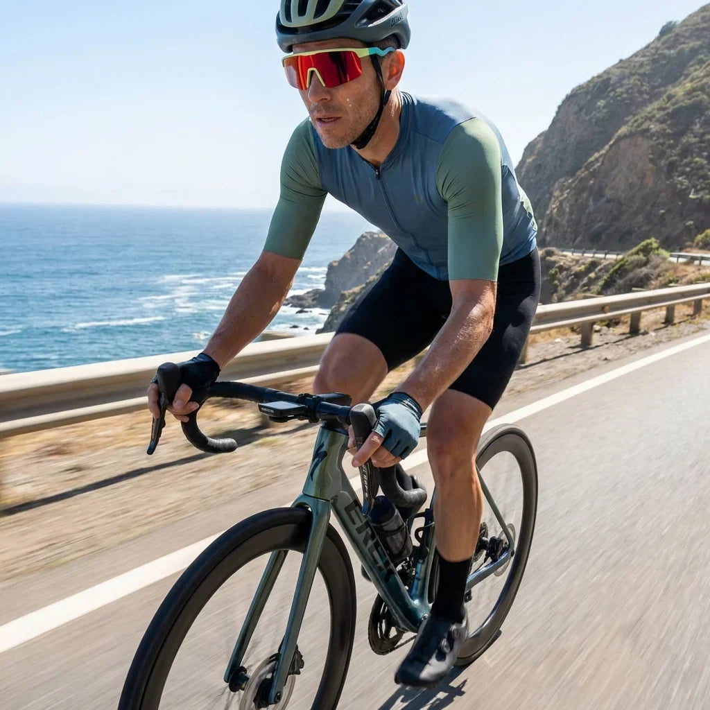 Bolt Polarized Sport Sunglasses in TR90