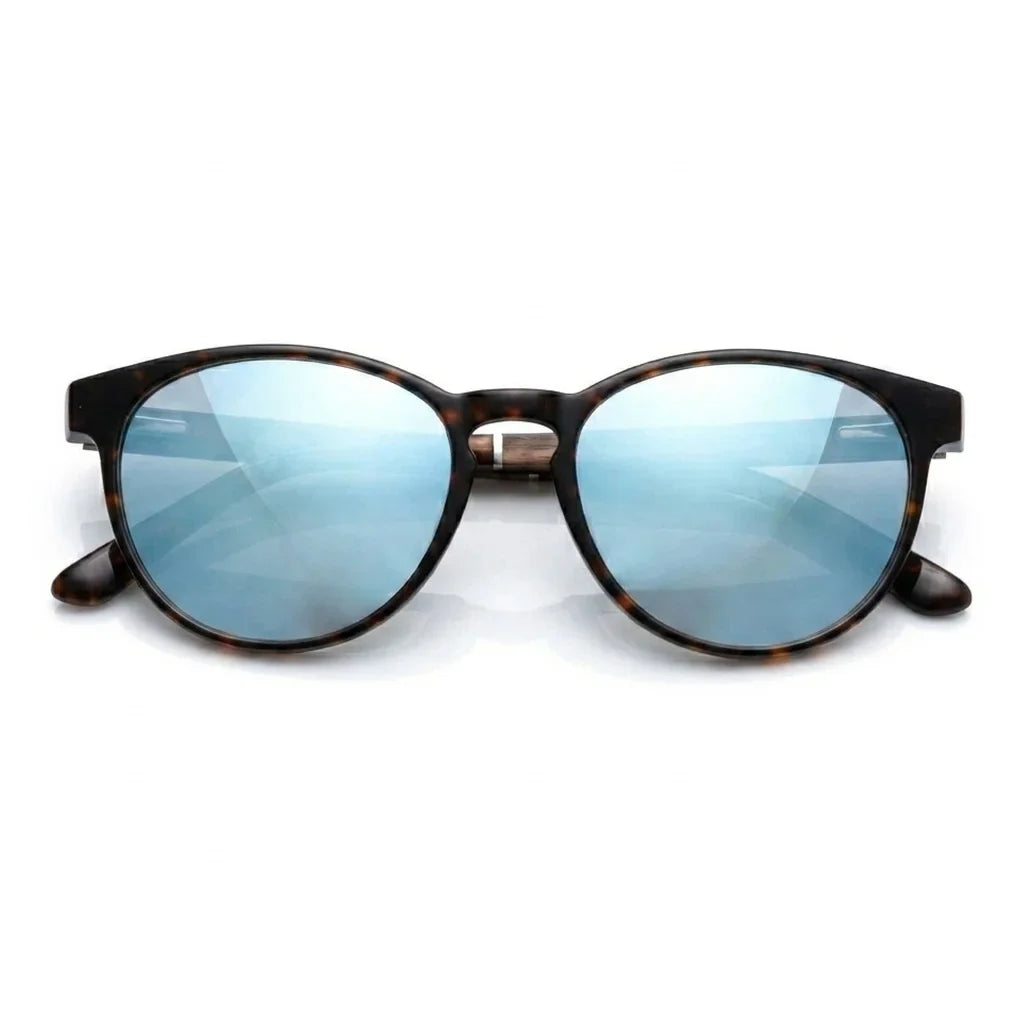 Chiloé 220 round polarized sunglasses in tortoise bio-acetate and wood · ReFramed, photo 15 of 22