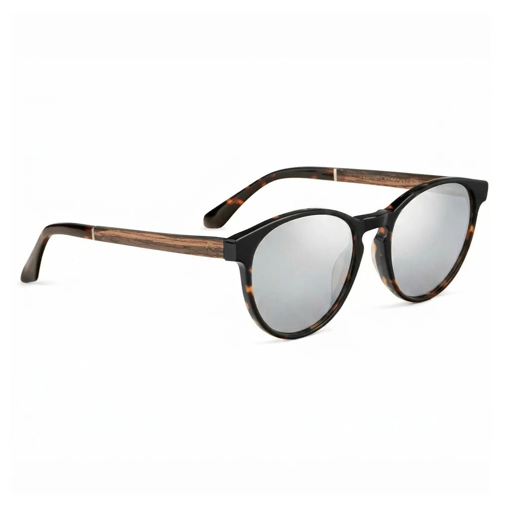 Chiloé 220 round polarized sunglasses in tortoise bio-acetate and wood · ReFramed, photo 18 of 22