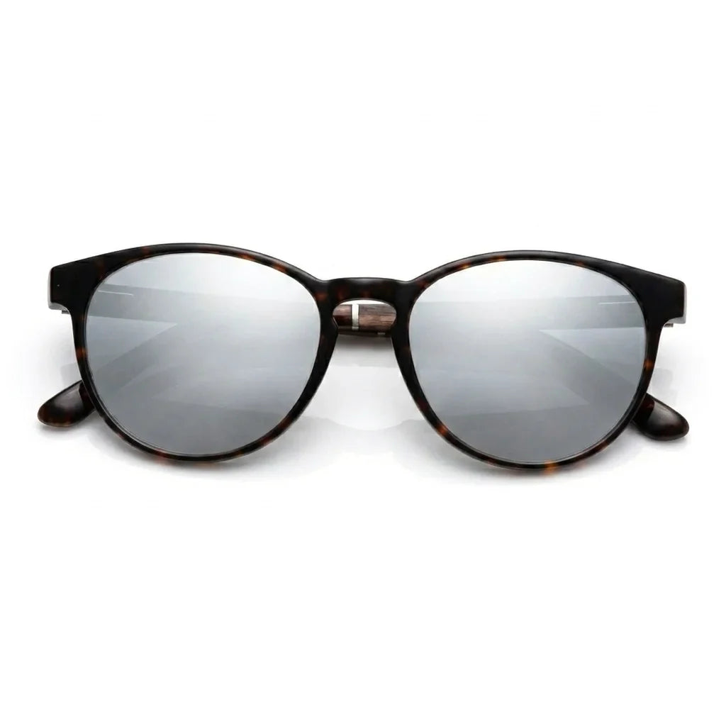 Chiloé 220 round polarized sunglasses in tortoise bio-acetate and wood · ReFramed, photo 17 of 22