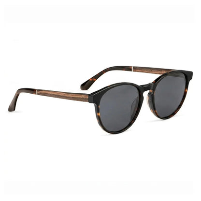 Chiloé 220 round polarized sunglasses in tortoise bio-acetate and wood · ReFramed, photo 8 of 22
