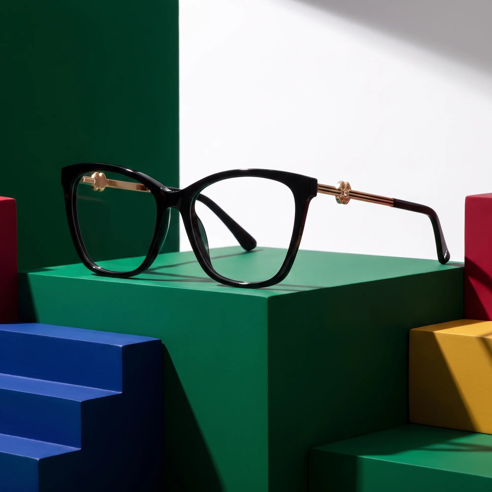 Fiore 10172 eyeglasses in black – on bold primary color-block steps