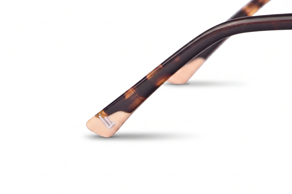 Fiore 2210 eyeglasses in gold pink – temple logo detail