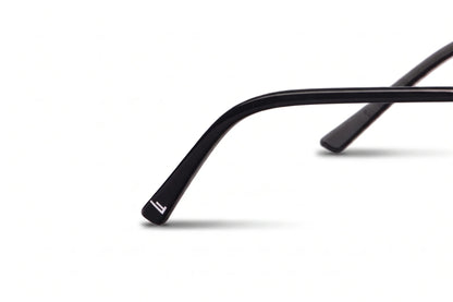 Fiore 3921 eyeglasses in black gold – temple logo detail