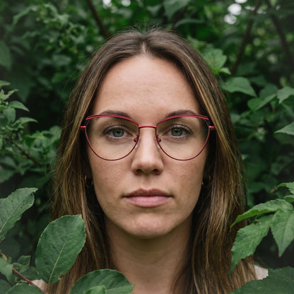 Fiore 3983 cat-eye metal reading glasses, red black frame · ReFramed, photo 43 of 100
