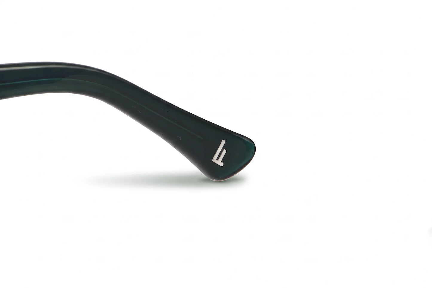 Fiore 4488 eyeglasses in green – temple logo detail