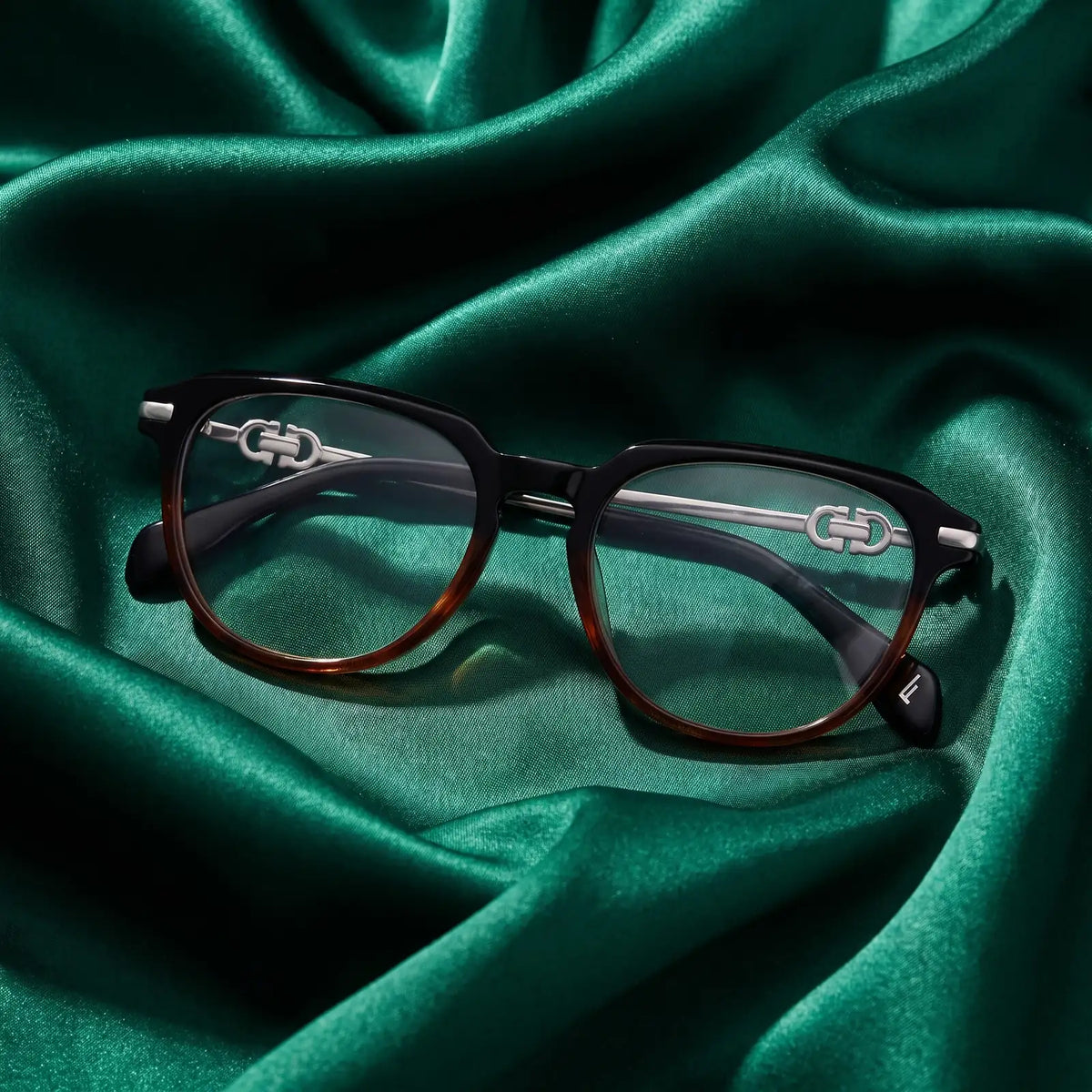 Fiore 5409 round acetate and metal reading glasses, black brown frame · ReFramed, photo 32 of 84