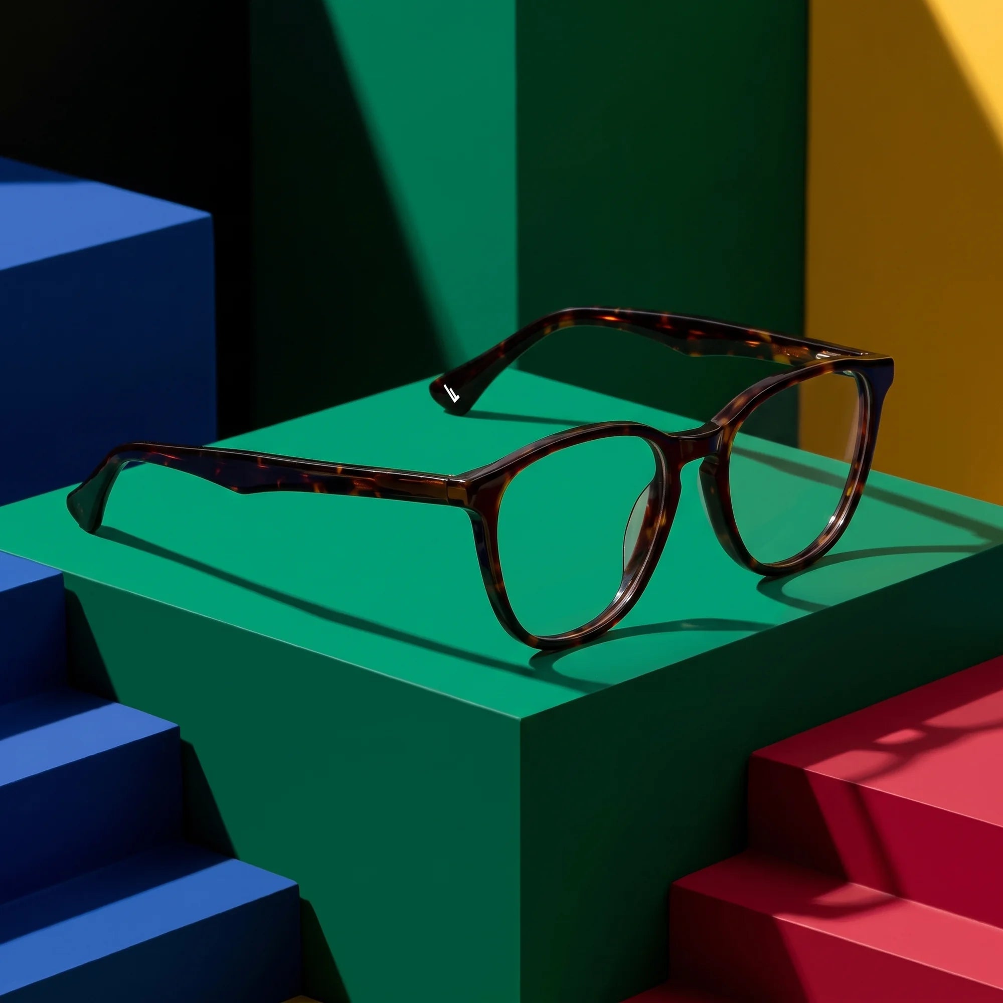 Fiore 7046 eyeglasses in tortoiseshell – on bold primary color-block steps