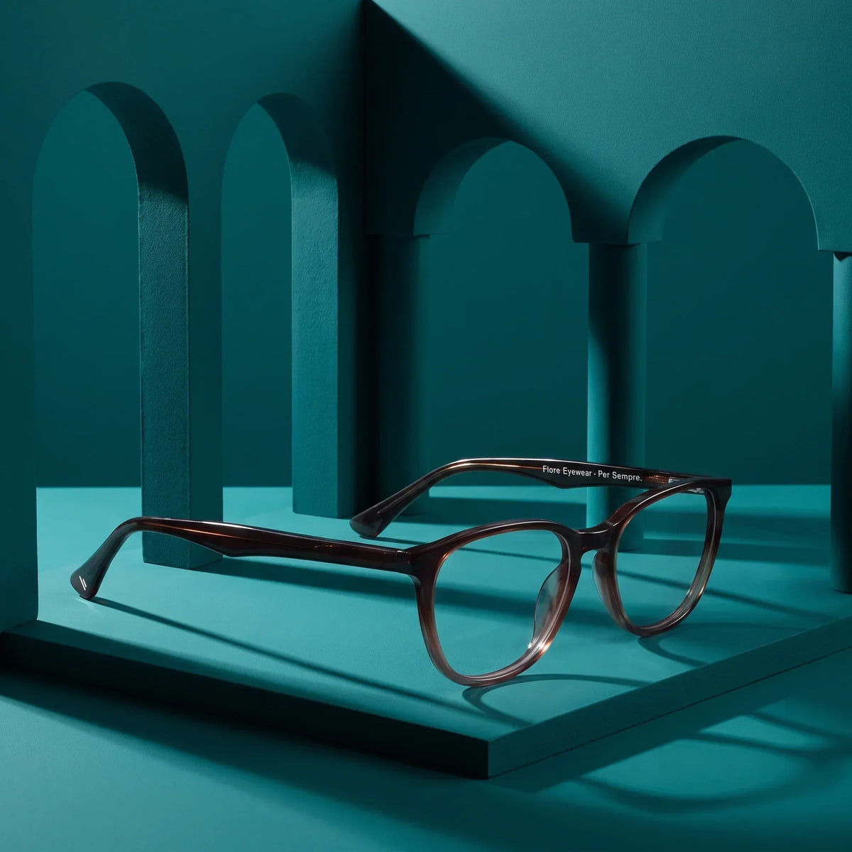 Fiore 7046 round acetate reading glasses, gradient brown frame · ReFramed, photo 46 of 79