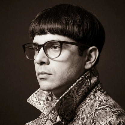 Fiore 7046 round acetate reading glasses, gradient brown frame · ReFramed, photo 54 of 79