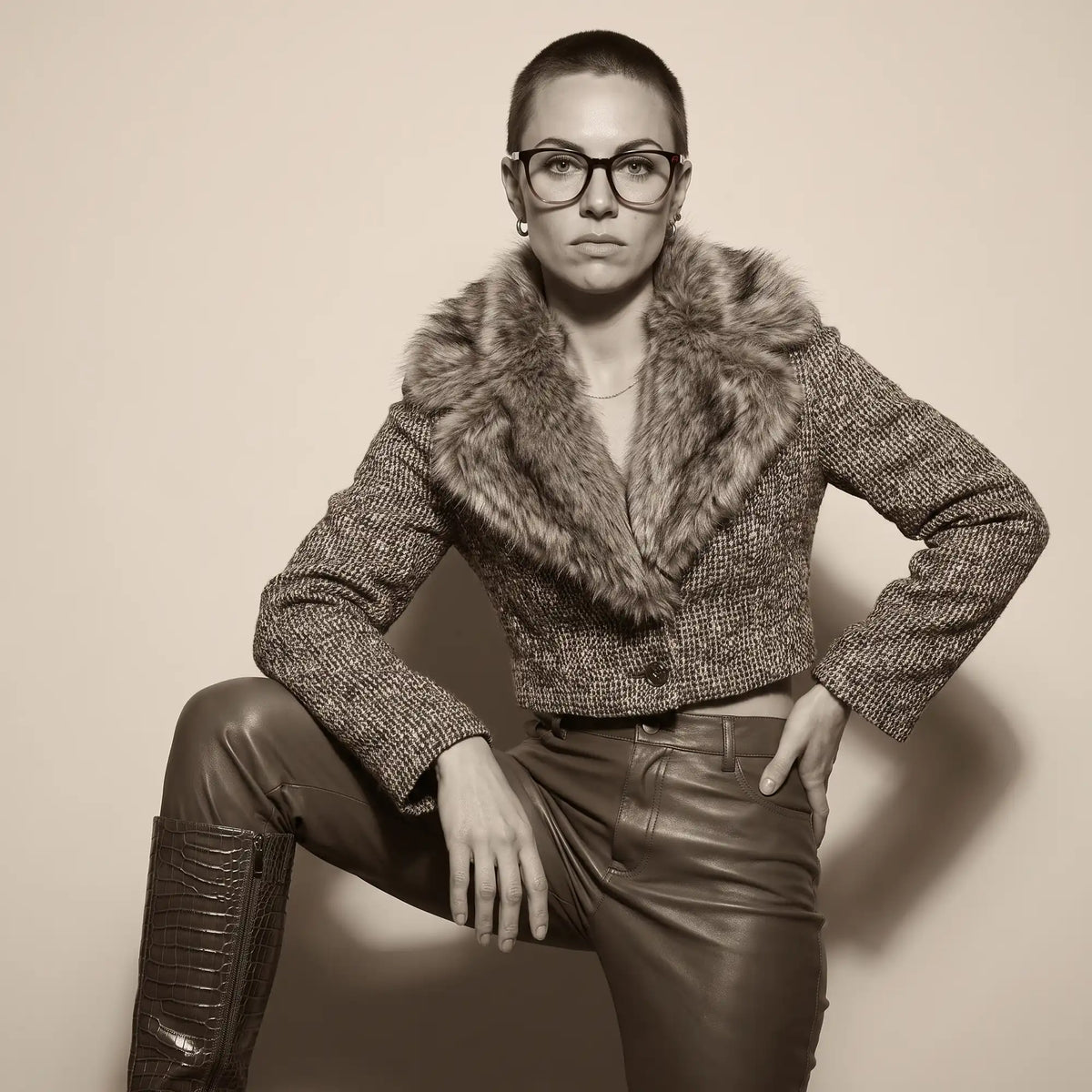 Fiore 7046 round acetate reading glasses, gradient brown frame · ReFramed, photo 59 of 79