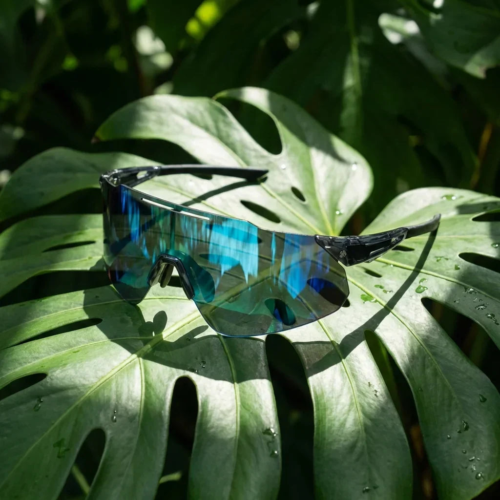 Snake sport sunglasses with polarized lenses, TR90 frame · ReFramed, photo 16 of 18