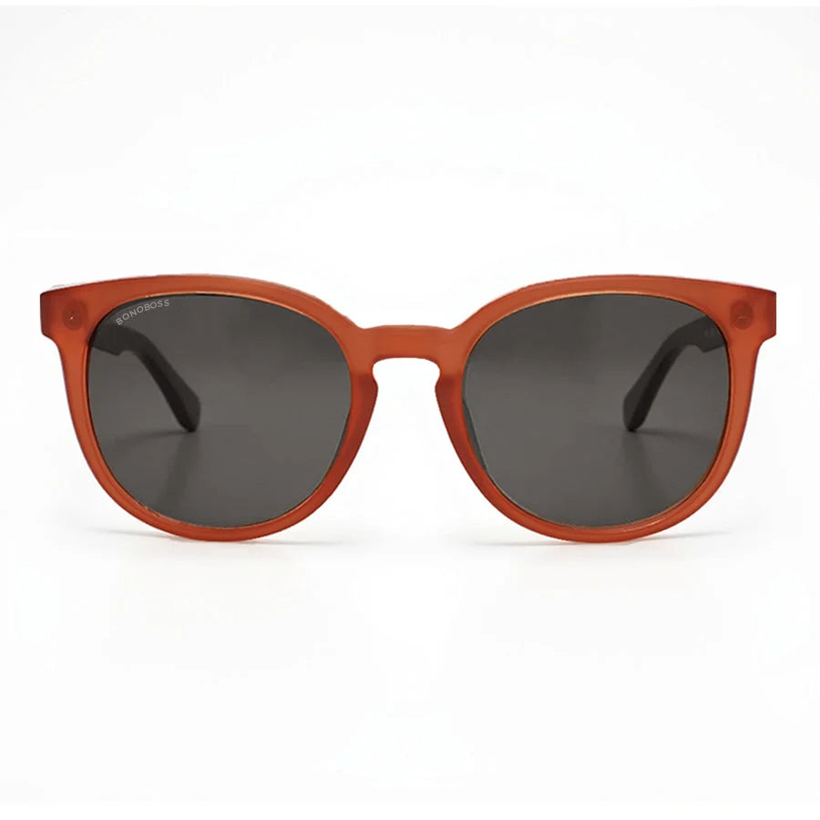 Meli Wine round polarized sunglasses in recycled plastic and natural wood · ReFramed, photo 18 of 30