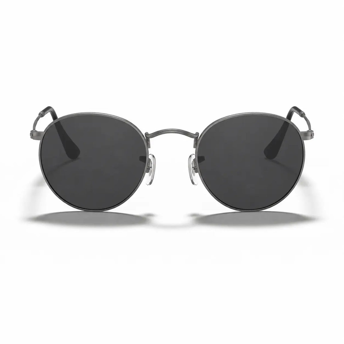 Ray-Ban Round Metal RB3447 replacement lenses in gray, front view of the frame fitted with the new lenses · ReFramed